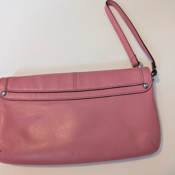 Coach branch Kristin Soft Leather pink wristlet/clutch - Picture 12 of 13